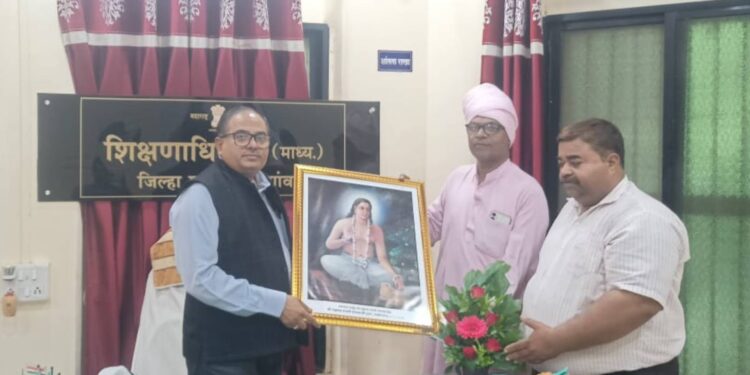 श्रीचक्रधर स्वामी अवतारदिनाचा जयंती कार्यक्रमामध्ये समावेश करा : आचार्य चोरमागे शास्त्री यांची मागणी