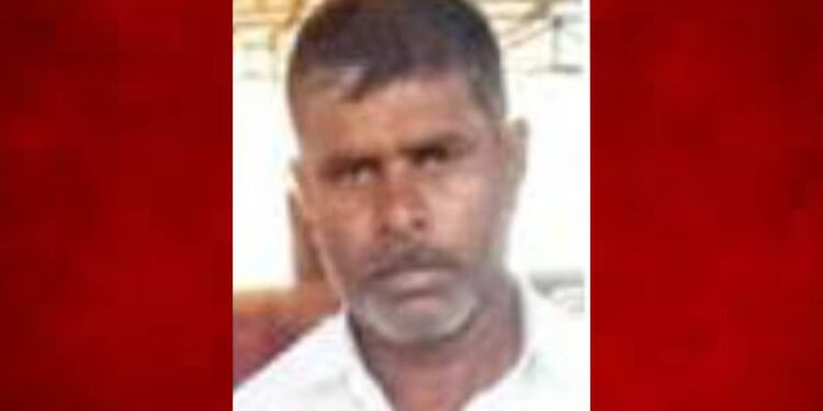 तरुण शेतकऱ्याचा झाडावरून पडून मृत्यू