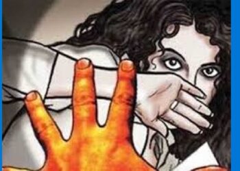 पाणी भरण्यासाठी बोलावून विवाहितेवर नराधमाचा अत्याचार