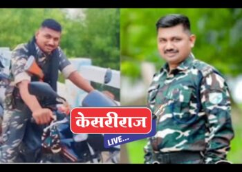 हृदयद्रावक : जवानाच्या अंगावर वाहन चालवताना वीज पडल्याने मृत्यू..!
