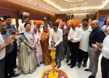 विश्वसनीय ब्रँड “मलाबार” मधून मिळेल दर्जेदार डिझाइन्ससह दर्जात्मक सेवा