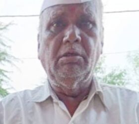 वीज कोसळून शेतकऱ्याचा दुर्दैवी मृत्यू ; बैल, वासरूही ठार