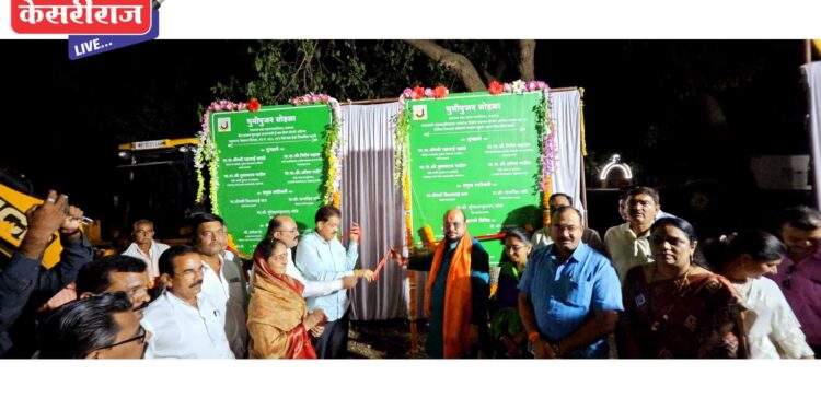 महानगरपालिकेच्या बस डेपो बांधकामाचे पालकमंत्र्यांच्या हस्ते झाले भूमिपूजन