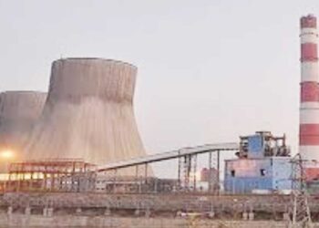 गॅस कटिंग करताना नवीन प्रकल्पात दुर्घटना