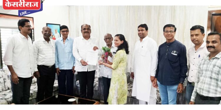 पाचोरा येथील एम. एम. महाविद्यालयाचे विद्यार्थी विद्यापीठ गुणवत्ता यादीत