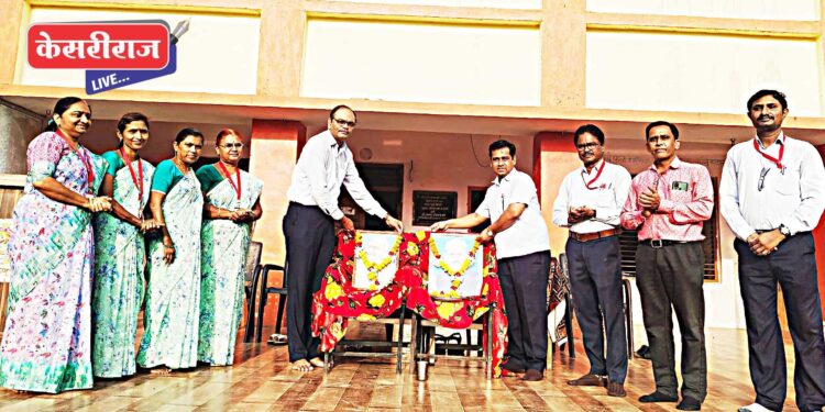 शिरसोली येथे बारी समाज विद्यालयात महात्मा गांधी, लालबहादूर शास्त्री उत्साहात