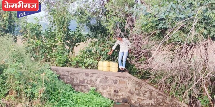 पोलिसांकडून ७५ हजार रुपयांचे रसायन नष्ट, गावठी हातभट्टीवर कारवाई