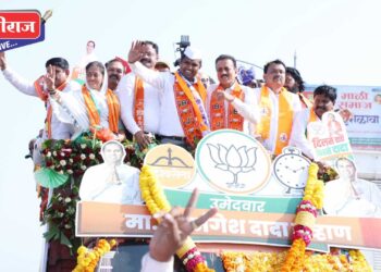 गर्दीचा उच्चांक मोडीत मंगेश चव्हाण यांचा उमेदवारी अर्ज दाखल