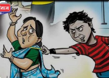 बांधकामावर तिसऱ्या मजल्यावरून पडून तरुण मजूर गंभीर