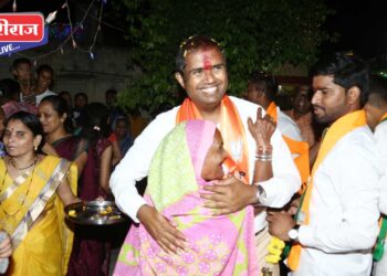 आ. मंगेश चव्हाण यांचा प्रचाराचा झंझावात; प्रत्येक घरी उत्स्फूर्त स्वागत