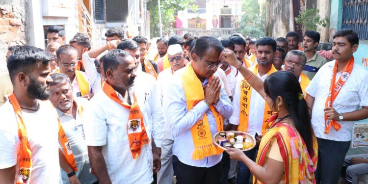 अमोल पाटील यांच्या प्रचाराला पारोळा तालुक्यात नागरिकांचा उत्स्फूर्त प्रतिसाद ; ठिकठिकाणी जल्लोषात स्वागत