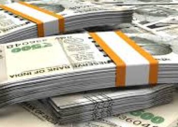 बोहरा गल्लीत प्रौढाकडून २५ लाखांची रोकड जप्त