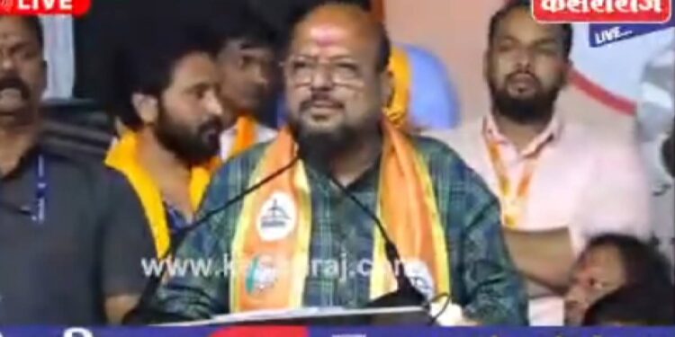 लाख करो तुम बदनाम, मेरा नाम ना मिटा पाओगे, क्यूकी मेरे चाहनेवाले मेरा नाम कागज पे नही, दिल पे लिखते है..!