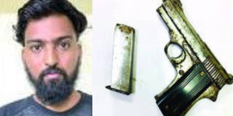 पिस्तूल घेऊन दहशत, तरुणाला मुद्देमालासह अटक