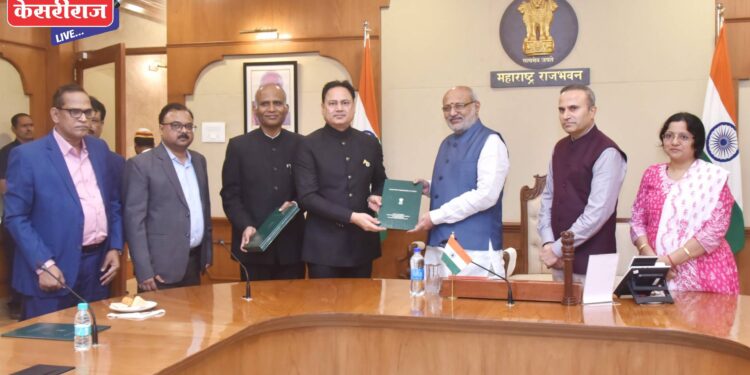 राज्य विधानसभा निवडणुकीची अधिसूचना, राजपत्राच्या प्रती राज्यपालांना सादर