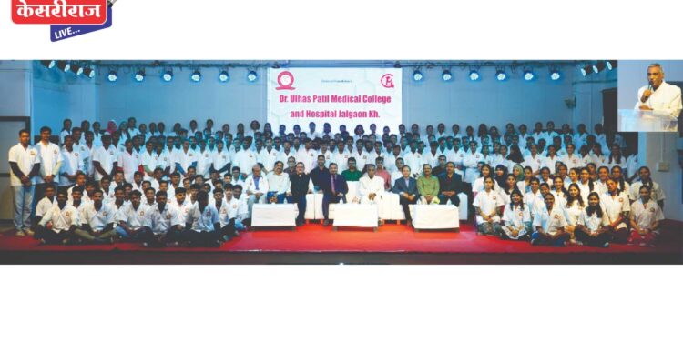 विद्यार्थ्यांनो शक्तीशाली चिकीत्सक व्हा – डॉ. उल्हास पाटील