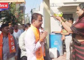 गावागावात लाडक्या बहिणींनी केले औक्षण, वचनाला खरा उतरणारा नेता