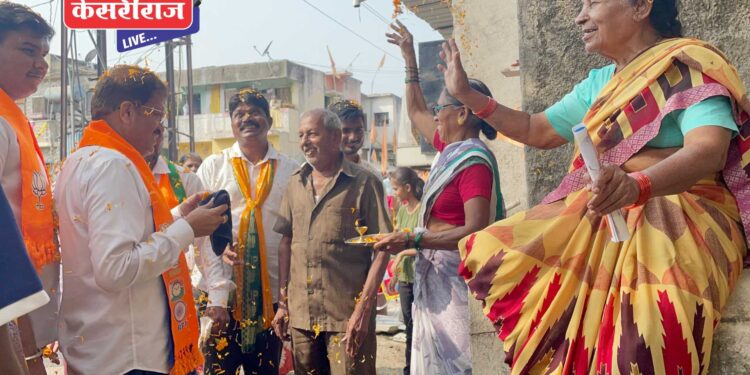 आपल्याले फक्त राजूमामाच पाहिजे… तो आपला खरा बाप्पा आहे…