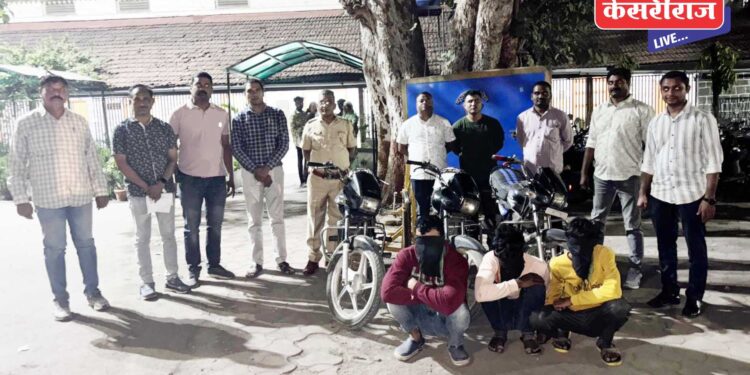 दुचाकी चोरट्यांना ३ दुचाकीसह  अटक, जळगाव शहर पोलीस स्टेशनची कारवाई