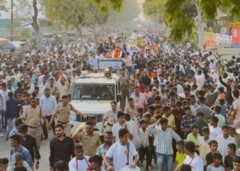 अभिनेता गोविंदाच्या रोडशोला पाचोर्‍यात नागरिकांचा उदंड प्रतिसाद