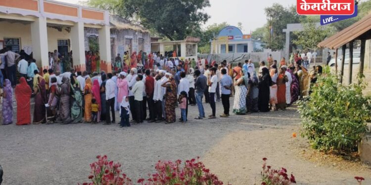 मतदारांची उदासीनता कायम, जळगाव जिल्ह्यात आतापर्यंत ४०.६२ टक्के मतदान