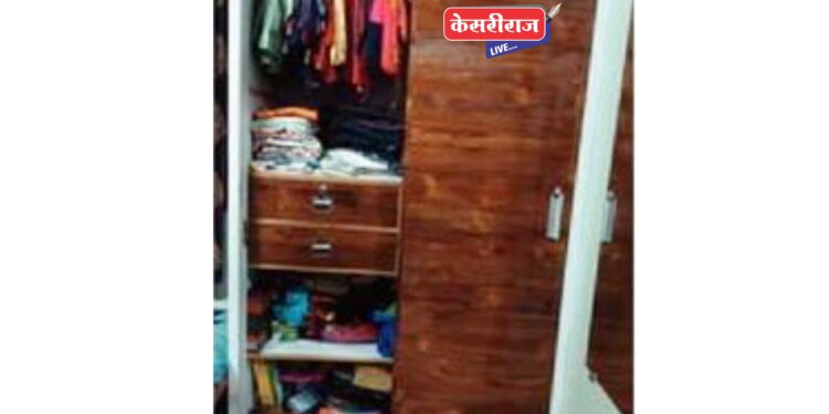 दरवाजा उघडा ठेवल्याने चोरट्यांनी साधली संधी : सुवर्ण कारागिराच्या घरातून साडेनऊ लाखांचा ऐवज लांबविला