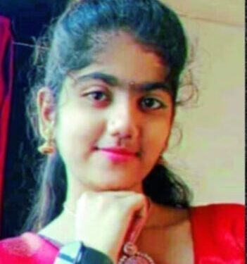 बिबट्या दिसताच तरुणीने विहिरीत घेतली उडी, पाणी जास्त असल्याने गेला जीव !