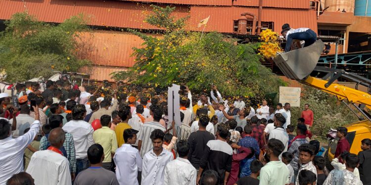 तरुणांच्या उदंड प्रतिसादात आ. राजूमामांचे जल्लोषात स्वागत