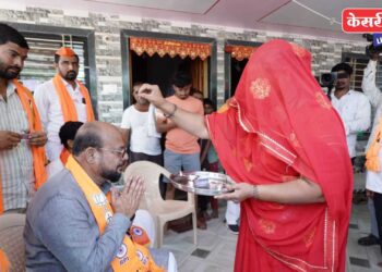 बंजारा गीतांनी मंत्री गुलाबराव पाटील यांचे जनतेने केले स्वागत