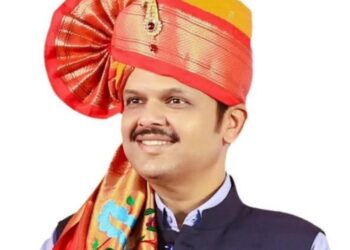 अखेर भाजपच्या विधिमंडळ गटनेतेपदी देवेंद्र फडणवीस यांची निवड