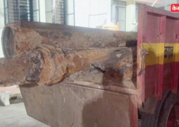 ‘जेसीबी’ पाणीपुरवठ्याचे पाइप काढून चोरी : सहा जणांविरूद्ध गुन्हा दाखल