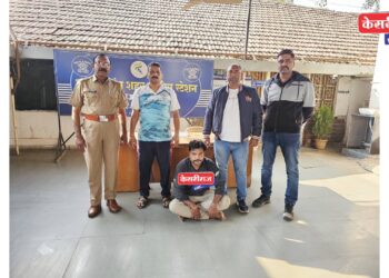 अहमदाबादचा फरार खुनाचा आरोपी चाळीसगाव पोलिसांनी शिताफीने पकडला