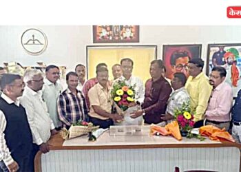 विधानसभा निवडणूकीत विजयी : वर्गमित्रांकडून अमोल पाटील यांचा सत्कार