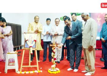 डॉ.गुणवंतराव सरोदे आयुर्वेद मेडीकल कॉलेज,हॉस्पीटल आणि रिसर्च सेंटर प्रथम वर्षाच्या विद्यार्थ्यांचा व्हाईट कोट आणि चरक शपथ ग्रहण समारंभ उत्सहात