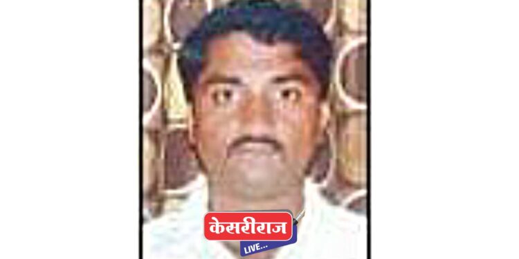 तरुणाची छताला गळफास घेऊन आत्महत्या