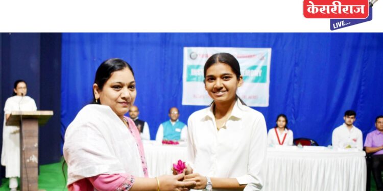 रोटरॅक्ट क्लब ऑफ डॉ. वर्षा पाटील वुमन्स कॉलेज इलाईटचा पदग्रहण सोहळा