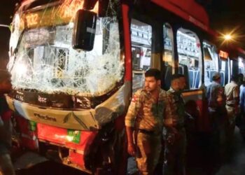 मुंबईत बेस्ट बसचा भीषण अपघात : ६ ठार, ४९ जखमी