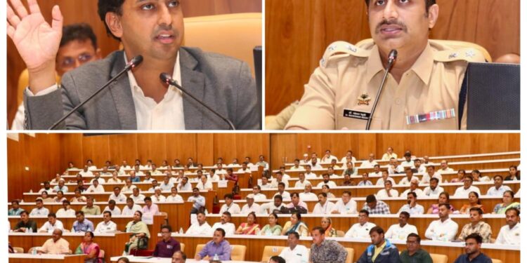 अवैध वाळू वाहतूक रोखण्यासाठी सरपंचांची बैठक, मात्र शासनाकडून सुरक्षाबाबत कुठलीच हमी नाही !