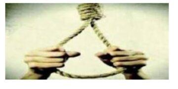 प्रौढाची नैराश्यातून गळफास लावून घेत आत्महत्या