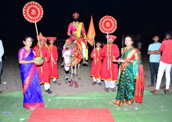 शिरसोली येथे विवेकानंद इंग्लिश स्कूलच्या स्नेहसंमेलनात विद्यार्थ्यांचे कलाविष्कार