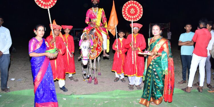 शिरसोली येथे विवेकानंद इंग्लिश स्कूलच्या स्नेहसंमेलनात विद्यार्थ्यांचे कलाविष्कार