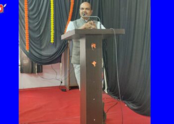 गोदावरी अभियांत्रिकी महाविद्यालयात युवक दिन व राजमाता जिजाऊ यांची जयंती साजरी