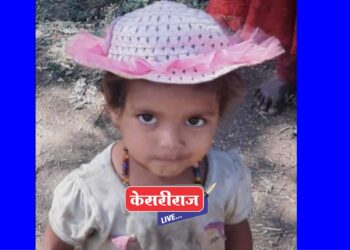 भयानक, बापाच्या बाजूला बसलेल्या चिमुरडीला बिबट्याने पळवून नेत केले ठार !