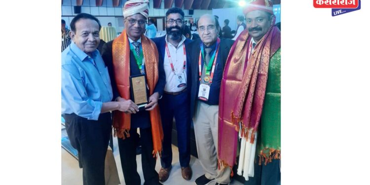 पुणे येथील राष्ट्रीय परिषदेत डॉ. प्रभु व्यास सन्मानित