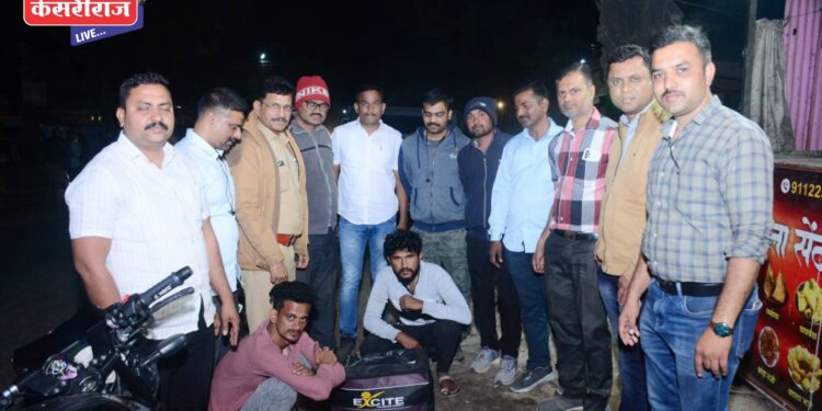 दोघं तरुणांकडून गांजासह सव्वा दोन लाखांचा मुद्देमाल जप्त, एलसीबीची कारवाई