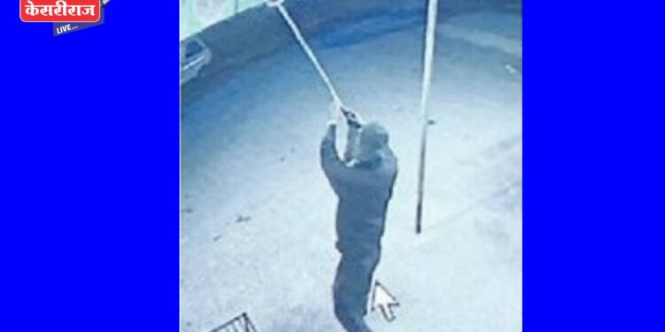 सेतू कक्षात चोरी करून लॅपटॉप, प्रिंटर लांबविले, दुचाकीही चोरली !