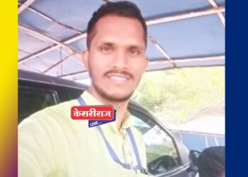 सातबाऱ्यावर नाव लावण्यासाठी ३ हजाराची लाच घेताना तलाठी रंगेहाथ