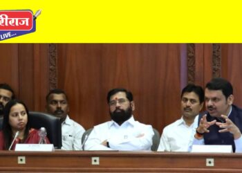 झोपडपट्टी परिसरात कुपोषण मुक्तीवर भर द्या : मुख्यमंत्री देवेंद्र फडणवीस