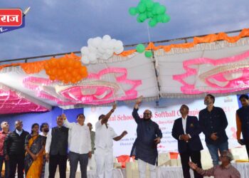 खेळ विद्यार्थ्यांना सामूहिकतेची भावना, अनुशासनाचे महत्त्व पटवून देतात : मंत्री पाटील