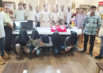 मिशन घरफोडी मोहीम : ८ घरफोड्या उघड करून ५ जणांच्या आवळल्या मुसक्या !